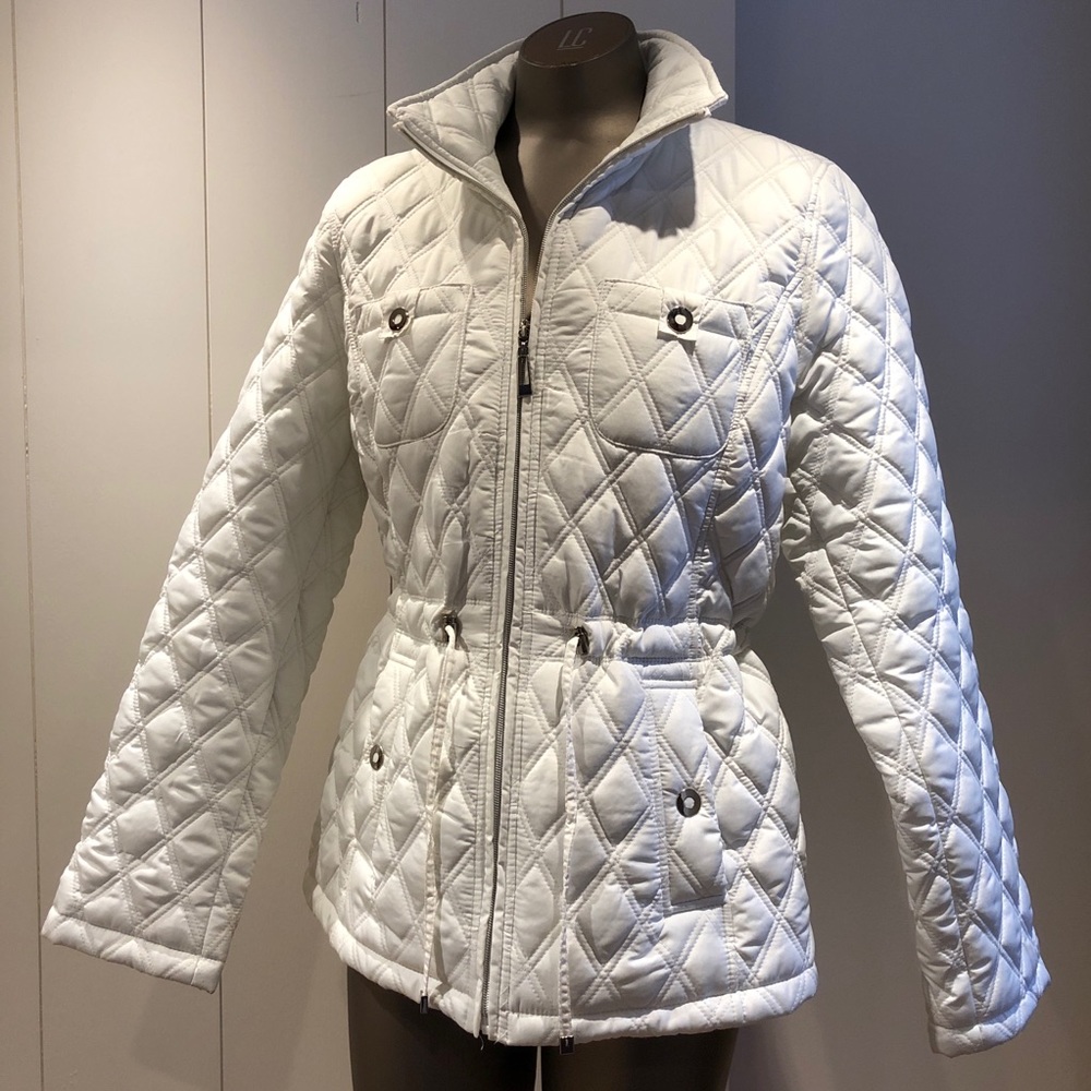 Covington Outerwear | White Quilted Jacket